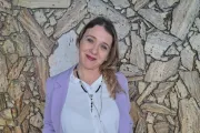 Flor Jares: la voz y la pasión