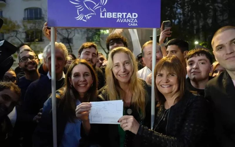 Adorni, Milei y Bullrich coparon Palermo en modo campaña