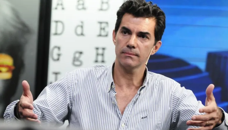Juan Manuel Urtubey vuelve al peronismo en Salta frente a Milei y Sáenz