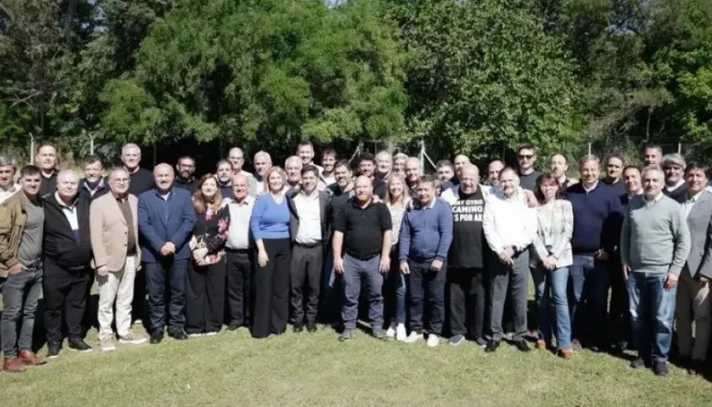 Intendentes kicillofistas piden un cambio en la conducción del PJ bonaerense