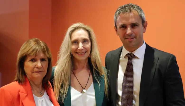 Milei arma una nueva mesa política y deja afuera a Adorni