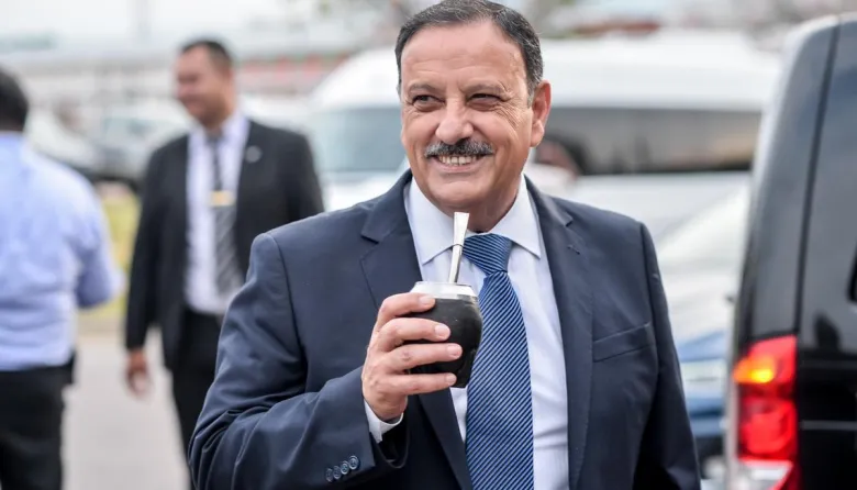 Quintela llamó a gobernadores y CGT a enfrentar a Milei y alertó por un “genocidio social”