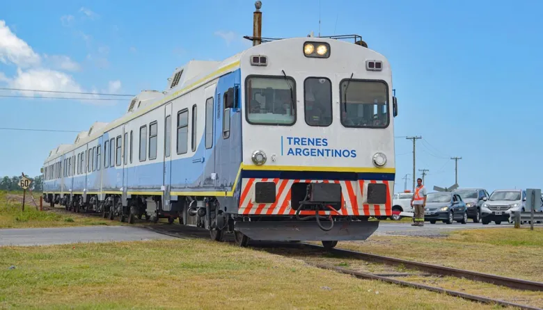 Tren a Pinamar: el Gobierno cede formaciones y el servicio queda sin futuro