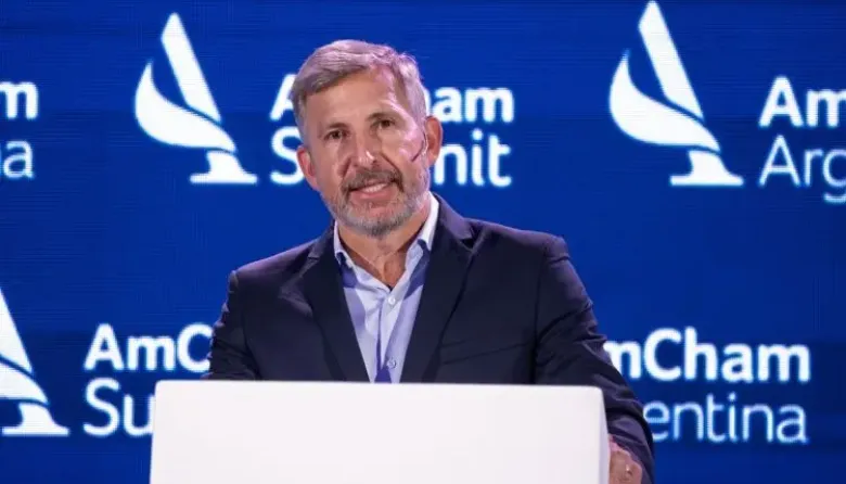 Frigerio reclamó a Milei bajar retenciones e impuesto al cheque