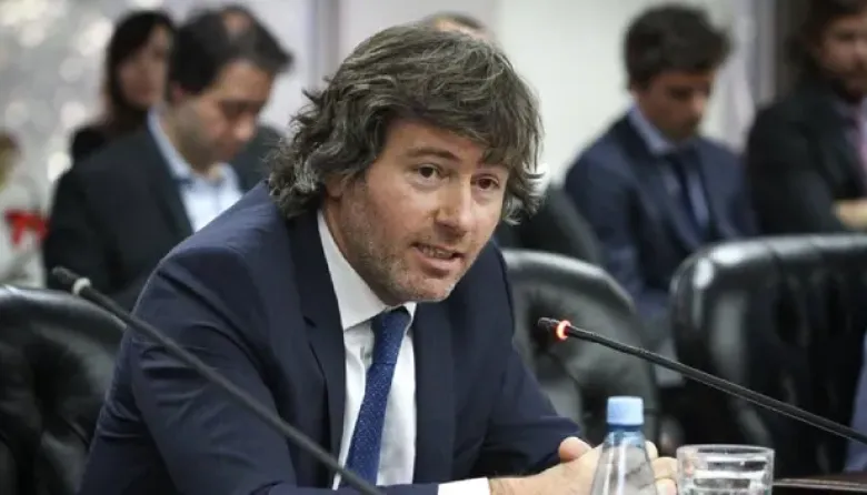 Mahiques avanza con jueces clave para blindar causas de la AFA en el Senado