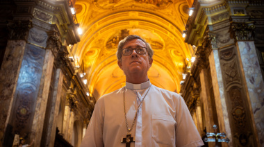 El Arzobispo le cayó duro a Milei: "¿Cuántas generaciones deberán reclamar por jubilaciones dignas?"