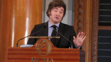 Paradoja argentina: el 65% cree que la economía está mal, pero mejora la imagen de Milei