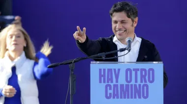 Intendentes del Movimiento Derecho al Futuro impulsan a Axel Kicillof rumbo a 2027 tras la exigua derrota