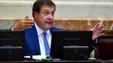 Polémica en Río Negro por el millonario alquiler de un helicóptero para el gobierno de Weretilneck