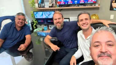 Claudio “Chiqui” Tapia se muestra con intendentes del conurbano en medio de las denuncias por la AFA