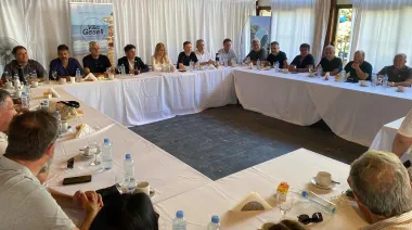 Reelecciones indefinidas: la pelea silenciosa de los intendentes bonaerenses