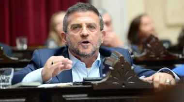 Jaldo desplazó a Cisneros y abrió una fuerte interna en el peronismo tucumano