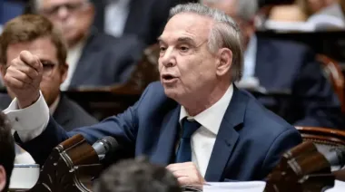 Pichetto acusó a Milei de destruir la industria nacional con una política “ideológica y atrasada”