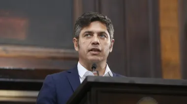 Kicillof avanza en Santa Fe con intendentes del sur y toma distancia de Perotti y Rossi