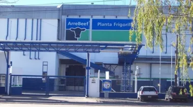Frigorífico Arrebeef suspende a 400 trabajadores en Ramallo