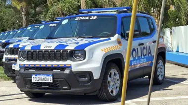 Policía Municipal en Ezeiza: Granados lanzó la primera formación de aspirantes