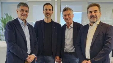 PRO redefine estrategia en Provincia y toma distancia de Milei