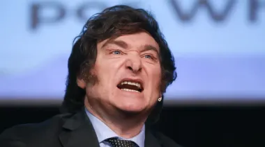 Milei redobla ataque contra La Nación y escala el conflicto con sus dueños