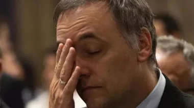 Adorni enfrenta a la oposición y en Diputados ya hablan de un “piquete” para impedir su salida