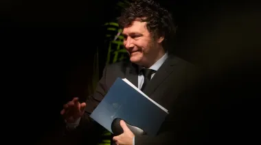 Milei, SIDE y Palantir: denuncian vigilancia sobre periodistas y avance del “tecnofascismo”