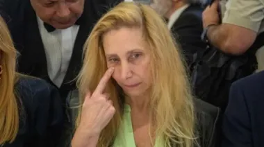 Karina Milei activó Diputados y crece la presión por interpelar a Adorni