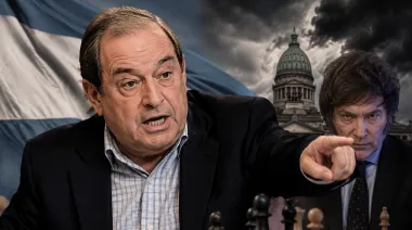 Ernesto Sanz reaparece, ataca a Javier Milei y apura una alianza para 2027