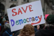 La recesión democrática: un síntoma del desgaste de los sistemas políticos