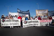 Conflicto en Lustramax: polémica por la presencia de gendarmes sin orden judicial
