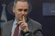 Caso Adorni: crece la interna libertaria y preocupa el silencio de la militancia digital