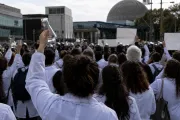 La trinchera de los científicos: Unión por la Patria busca capitalizar la bronca del CONICET