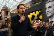 La rosca del shopping: Petrecca vende su modelo contra la motosierra