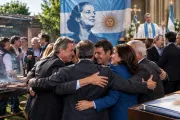 La procesión peronista ya negocia el perdón general para no morir en el intento
