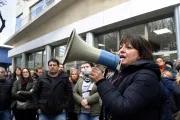 Denuncian vaciamiento del PAMI en Rosario para favorecer a clínicas de Carlos Tita