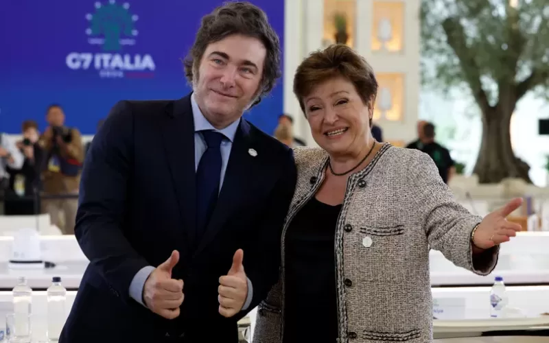 Crisis política, economía incierta y presión del FMI